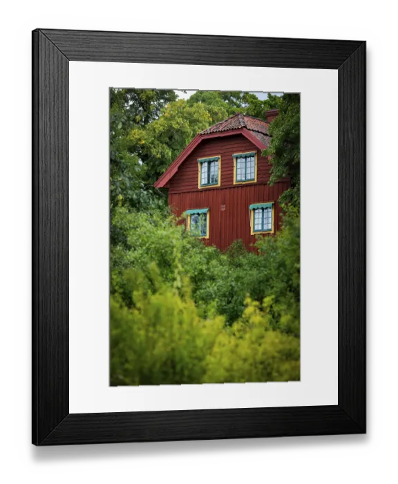 Framed Print : Swedish holiday home, Nordic red