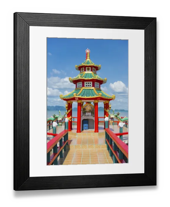 Framed Print : Chinese temple, Buddhism, religion Framed Print : Chinese temple, Buddhism, religion
