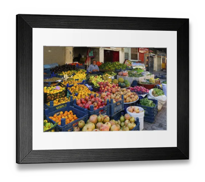 Framed Print : Vegetable stand, Mardin bazaar, Turkey, Asia Framed Print : Vegetable stand, Mardin bazaar, Turkey, Asia