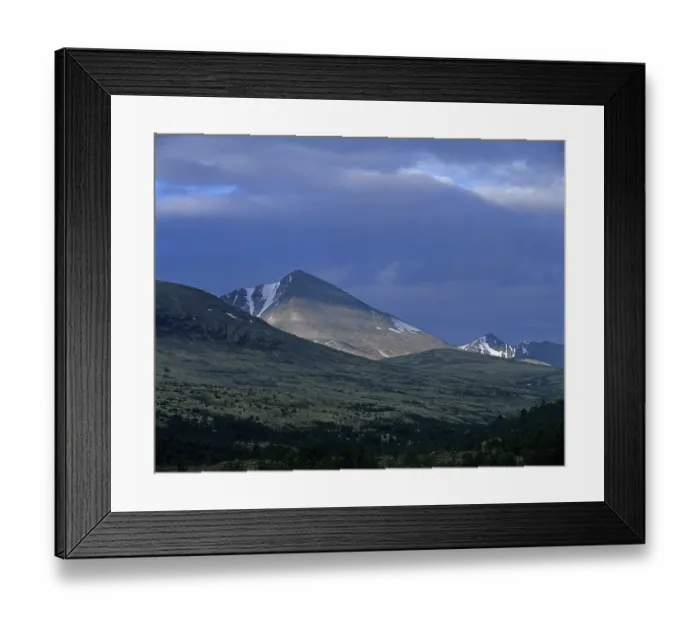 Framed Print : Peak of Mt Digerronden, left, Rondane National Park