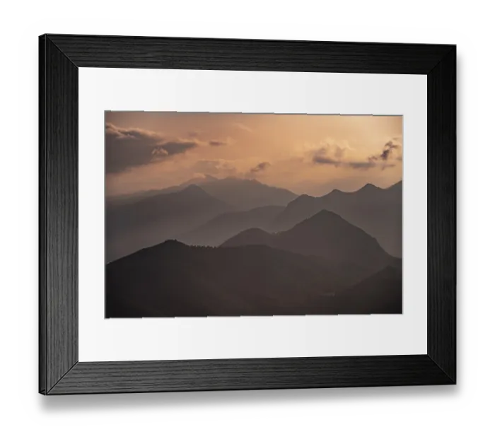 Framed Print : Evening mood, mountain silhouettes Framed Print : Evening mood, mountain silhouettes