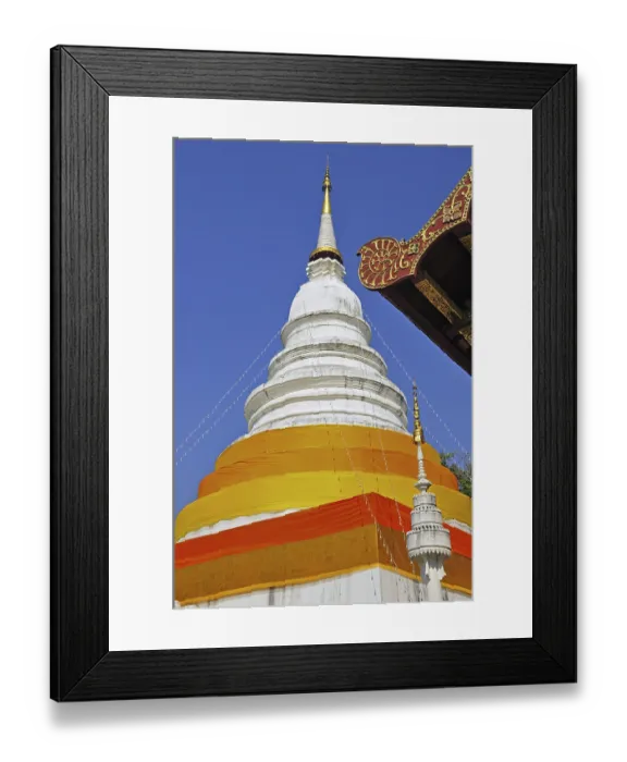Framed Print : Chedi, Wat Phra Singh Temple, Chiang Mai
