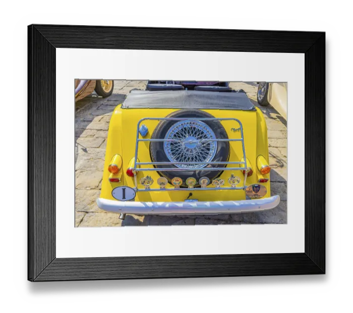 Framed Print : Vintage MG Morgan at Portofino Harbour