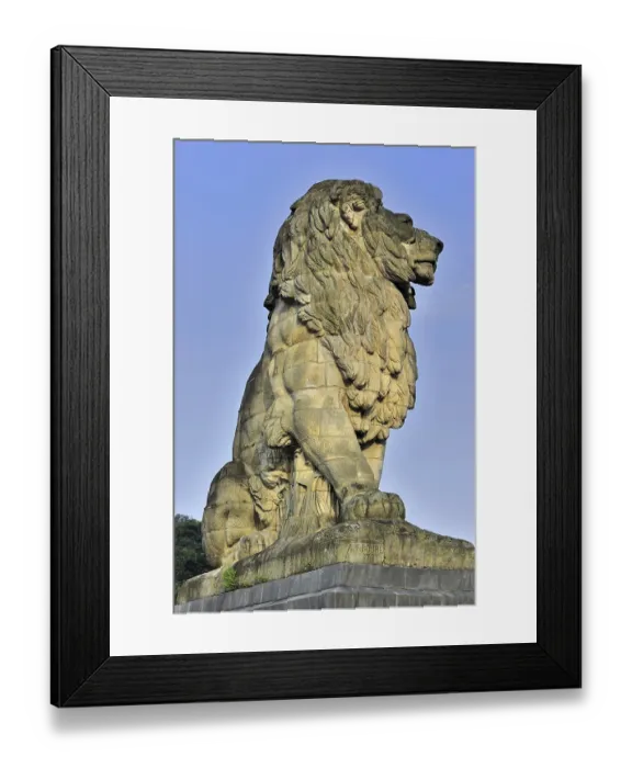 Framed Print : Boures monumental lion at the Gileppe Dam Framed Print : Boures monumental lion at the Gileppe Dam