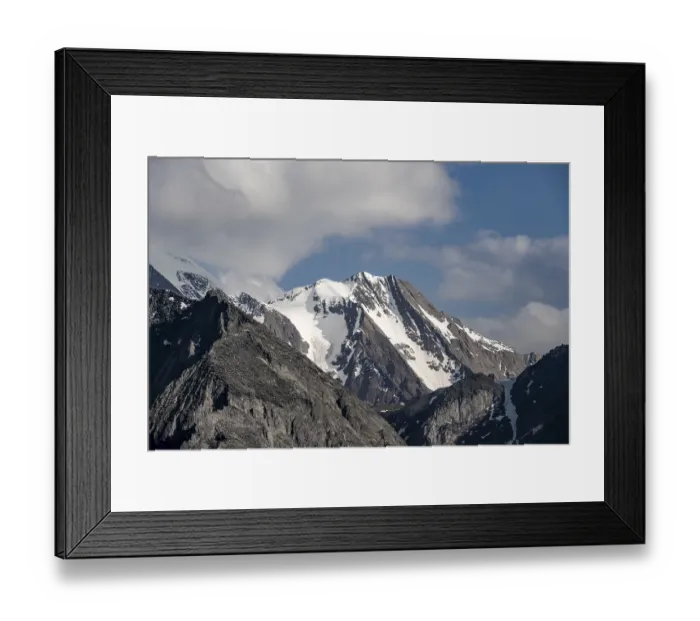 Framed Print : Snow-covered mountains, high alpine landscape Framed Print : Snow-covered mountains, high alpine landscape