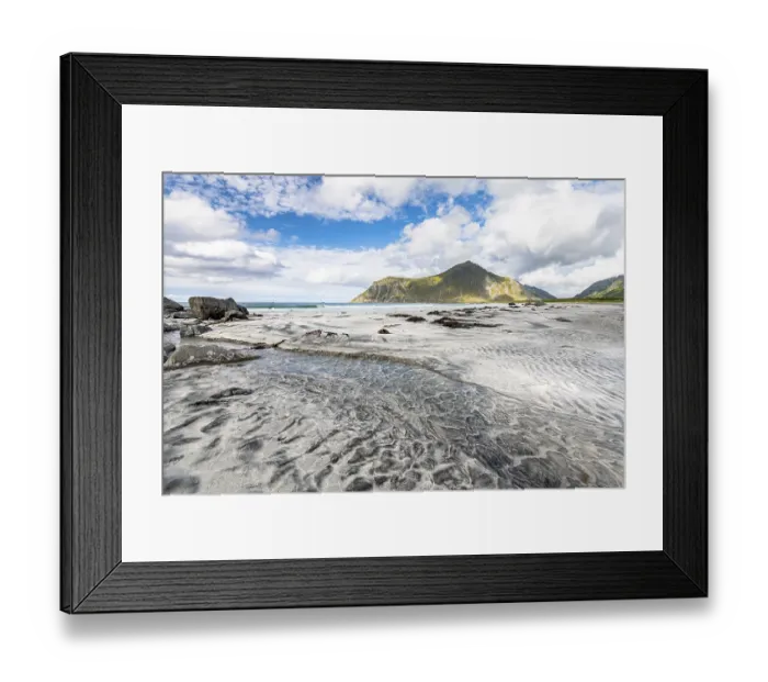 Framed Print : Structures in the sand, Skagsanden beach