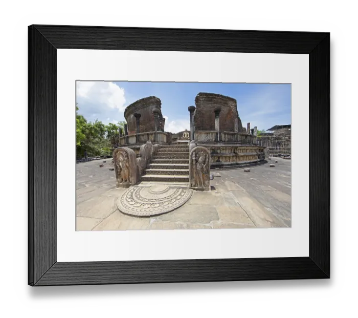 Framed Print : Moonstone at the entrance to the Vatadage in the ruined city of Polonnaruwa