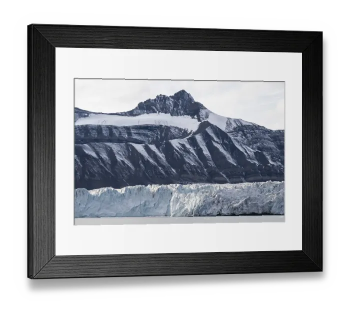 Framed Print : Mountain massif, Sveabreen glacier