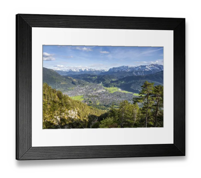 Framed Print : View over Garmisch-Partenkirchen with ski jump and Wetterstein Mountains Framed Print : View over Garmisch-Partenkirchen with ski jump and Wetterstein Mountains
