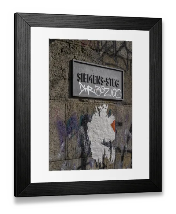 Framed Print : The Siemens footbridge on Charlottenburger Ufer