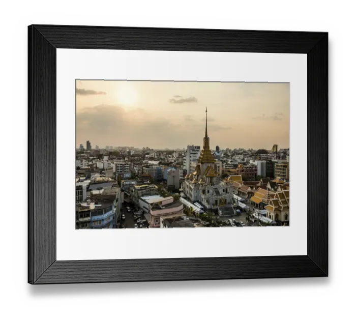 Framed Print : Wat Trai Mit Witthayaram Worawihan