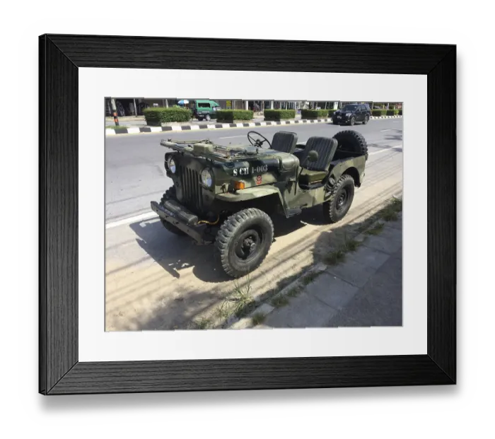 Framed Print : Original historic restored well-maintained US Jeep former army vehicle classic car