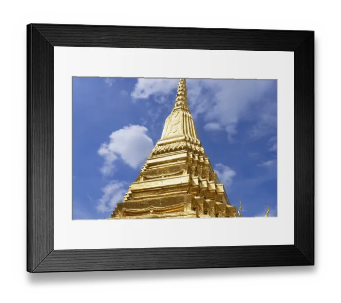Framed Print : Scenic golden temple of emerald buddha Wat Phra Kaew in Bangkok