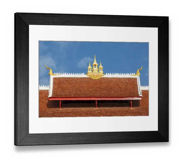 Framed Print : Roof of Wat Mai Suwannaphumaham Monastery