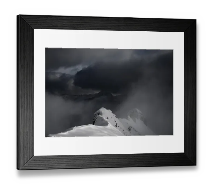 Framed Print : Summit ridge with light and shade in winter Framed Print : Summit ridge with light and shade in winter