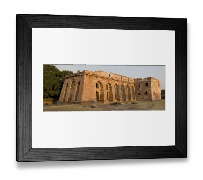 Framed Print : Hindola Mahal building, ruined city of Mandu Framed Print : Hindola Mahal building, ruined city of Mandu