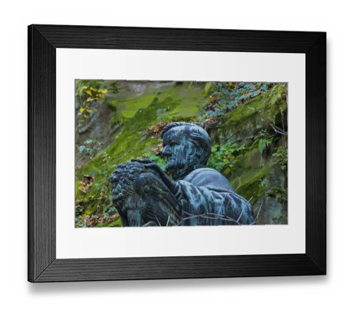 Framed Print : Richard Wagner monument in Liebethaler Grund