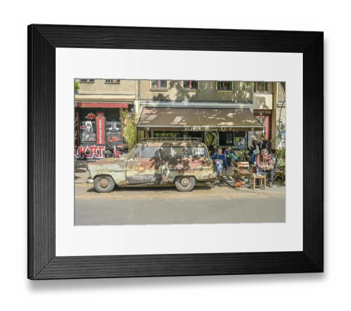 Framed Print : Old vintage car in running order with MOT