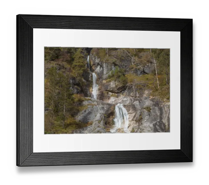 Framed Print : Sulzer waterfall in the Almbachklamm gorge in autumn Framed Print : Sulzer waterfall in the Almbachklamm gorge in autumn