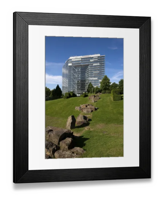 Framed Print : Duesseldorf, city gate with state chancellery