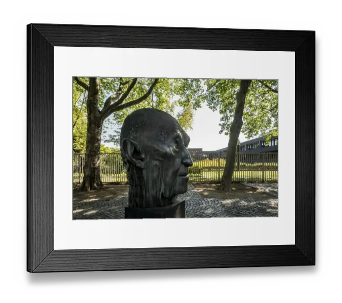 Framed Print : Bonn, government district (federal district) Framed Print : Bonn, government district (federal district)