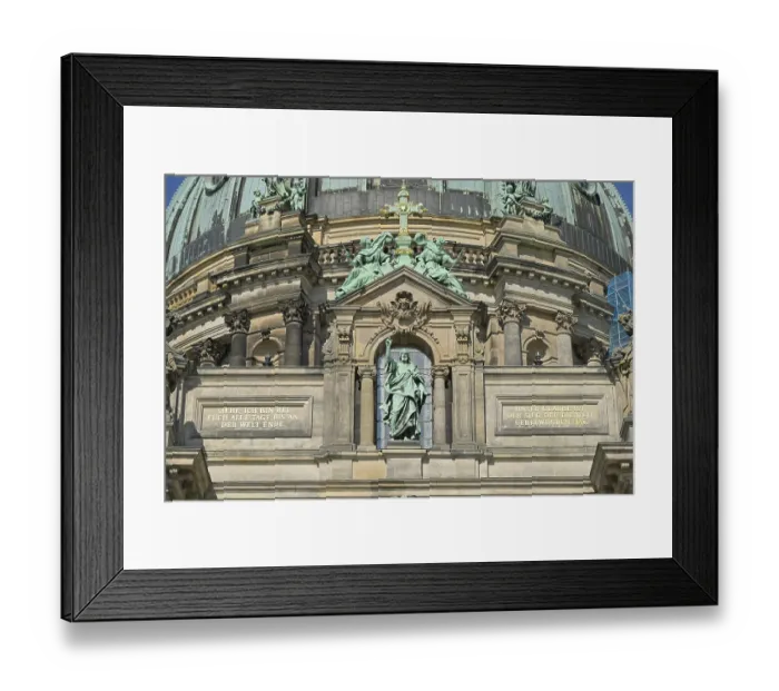 Framed Print : Figure of Jesus Christ, Berlin Cathedral