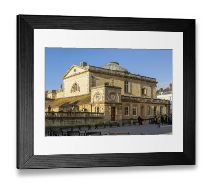 Framed Print : Pump Rooms and Roman baths from Abbey churchyard Framed Print : Pump Rooms and Roman baths from Abbey churchyard