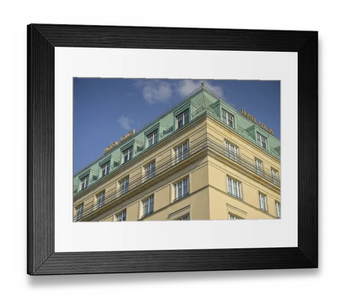 Framed Print : Hotel Adlon, Pariser Platz, Mitte Framed Print : Hotel Adlon, Pariser Platz, Mitte