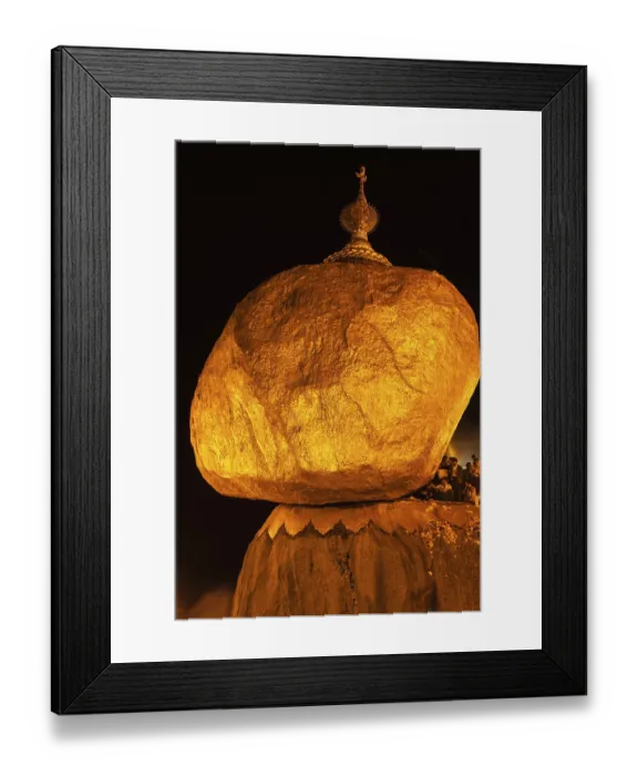 Framed Print : KYAIKTIYO, MYANMAR, JANUARY 4, 2014: People worshipping at Golden Rock