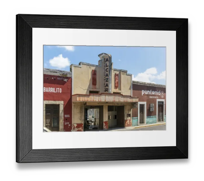 Framed Print : Alcazar Estacionamiento car parking lot Parque de la Mejorada