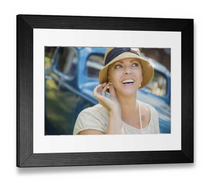 Framed Print : Beautiful 1920s dressed girl near vintage car outdoors portrait Framed Print : Beautiful 1920s dressed girl near vintage car outdoors portrait