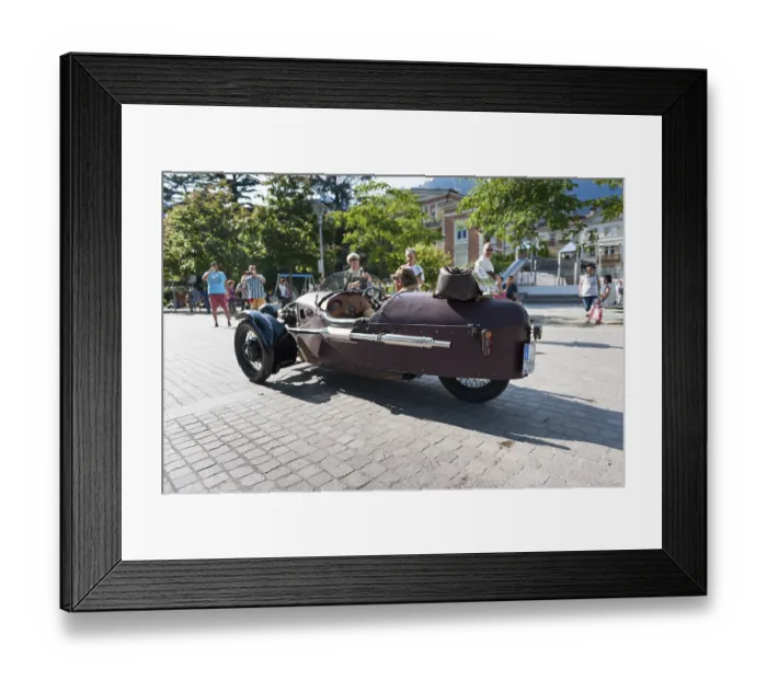 Framed Print : Side view of a Morgan Three Wheeler Super Sport Framed Print : Side view of a Morgan Three Wheeler Super Sport