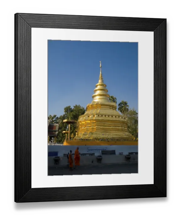 Framed Print : Wat Phrathat Si Chom Thong is famed for its sacred relic of the Buddha Framed Print : Wat Phrathat Si Chom Thong is famed for its sacred relic of the Buddha