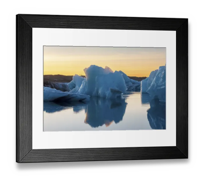 Framed Print : The Glacier Lagoon Joekulsarlon in Iceland Framed Print : The Glacier Lagoon Joekulsarlon in Iceland