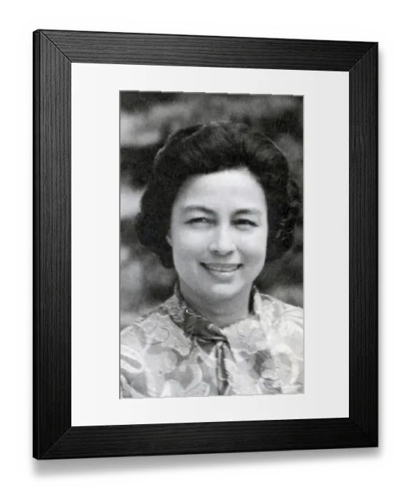 Framed Print : Queen Mother Norodom Monineath Sihanouk was born on June 18 Framed Print : Queen Mother Norodom Monineath Sihanouk was born on June 18