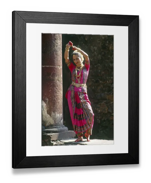Framed Print : Bharat Natyam Framed Print : Bharat Natyam