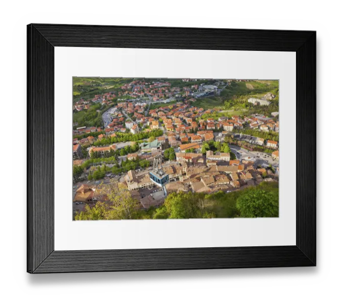 Framed Print : Cable Car at Titano mountain, San Marino