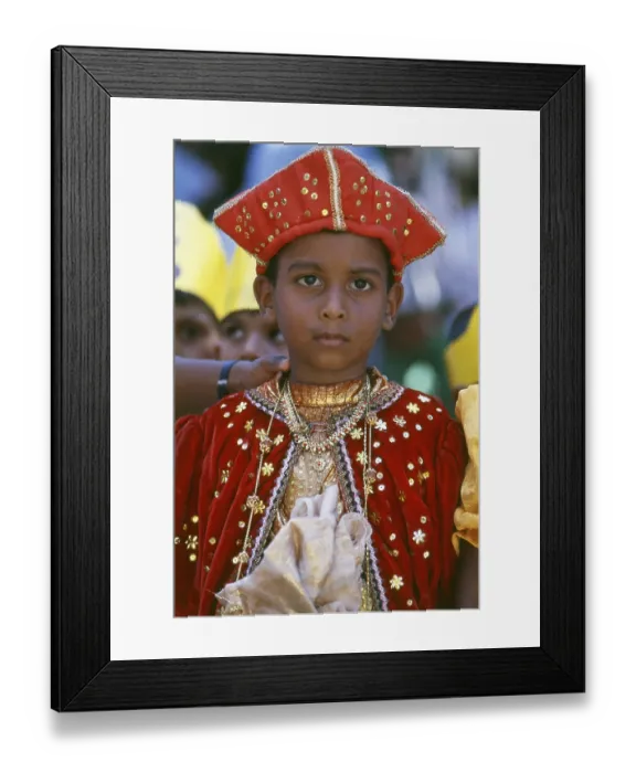 Framed Print : Sri Lanka holds many Buddhist, Hindu