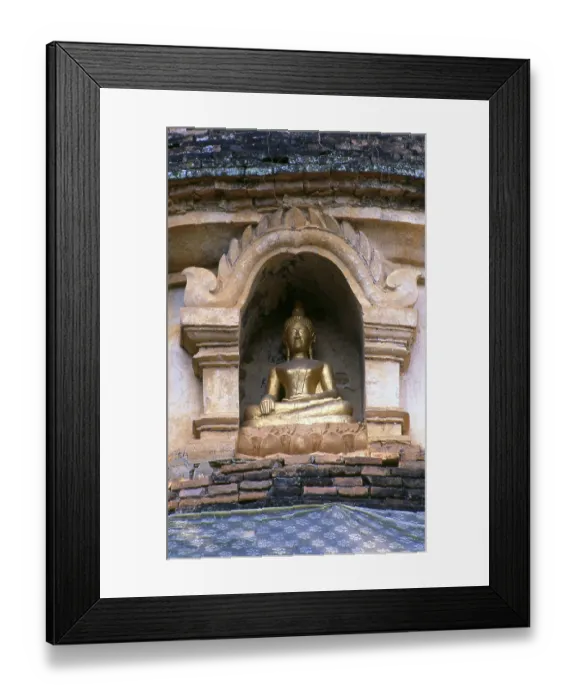 Framed Print : In 1487 the King Tilokarat, 9th of the Mangrai monarchs Framed Print : In 1487 the King Tilokarat, 9th of the Mangrai monarchs