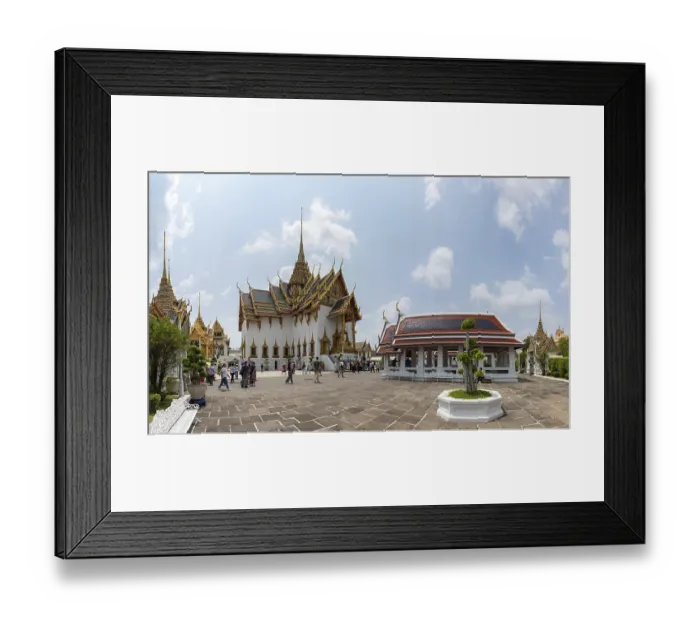 Framed Print : A picture of the Royal Hall of Dusit Maha Prasat at the Grand Palace