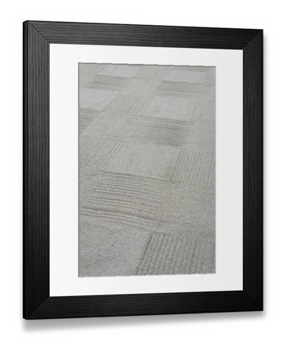 Framed Print : Closeup detail of a checkered design on white gravel of a Kaizando hall Zen garden in Tofuku-ji temple