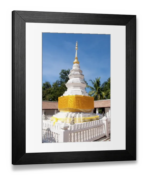 Framed Print : Wat Lai Hin Kaew Chang Yuan (Temple of the Standing Elephant with the Stone Shoulder)