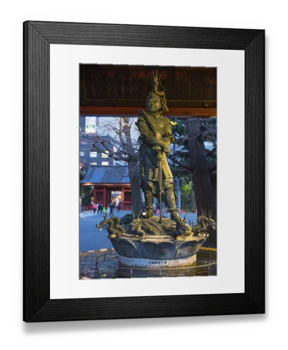 Framed Print : Statue asakusa sensoji temple, tokyo, japan