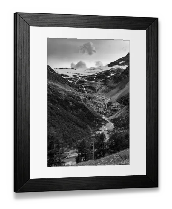 Framed Print : Beautiful Mountain Alp Grum with Glacier and Alpine Lake Palu in a Cloudy Summer Day in Poschiavo Framed Print : Beautiful Mountain Alp Grum with Glacier and Alpine Lake Palu in a Cloudy Summer Day in Poschiavo