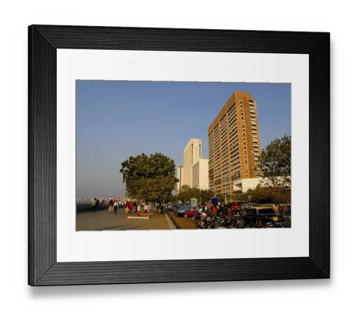 Framed Print : Hilton Tower (Oberoi hotel) and Apsara Apartments (NCPA) Framed Print : Hilton Tower (Oberoi hotel) and Apsara Apartments (NCPA)
