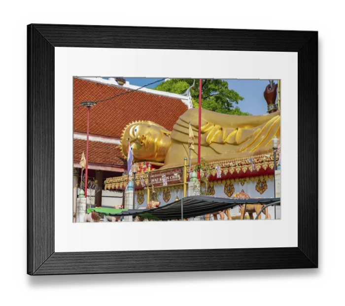 Framed Print : A picture of the Waramartaya Punthasatharam Temple (Khun Chan Temple)
