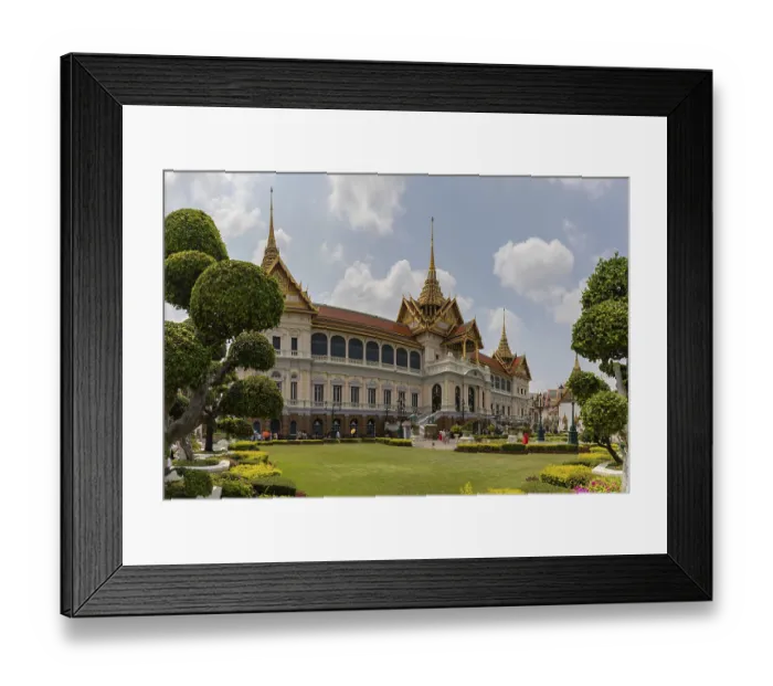 Framed Print : A picture of the Chakri Maha Prasat Throne Hall at the Grand Palace
