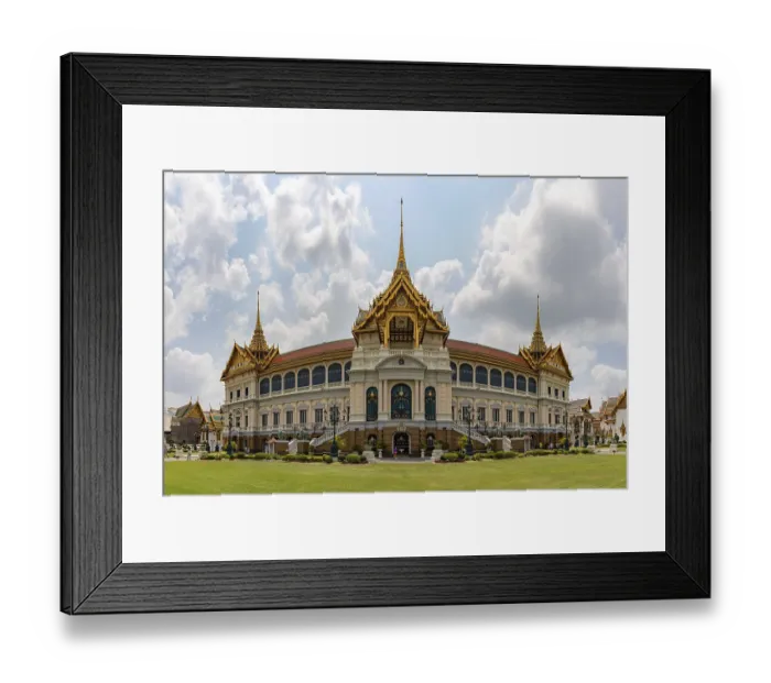 Framed Print : A picture of the Chakri Maha Prasat Throne Hall at the Grand Palace