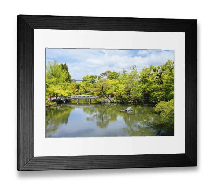 Framed Print : The famous Eikando temple (Eikan-do) on a warm spring day in Kyoto Framed Print : The famous Eikando temple (Eikan-do) on a warm spring day in Kyoto