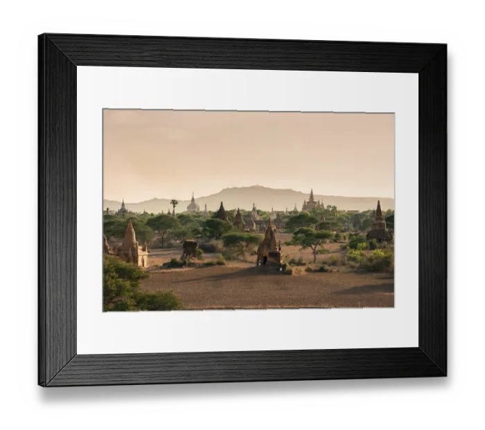 Framed Print : Famous ancient buddhist temples in Bagan Framed Print : Famous ancient buddhist temples in Bagan